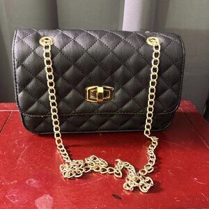 Express Black Shoulder Bag | Adjustable Strap | Gold Chain Accent